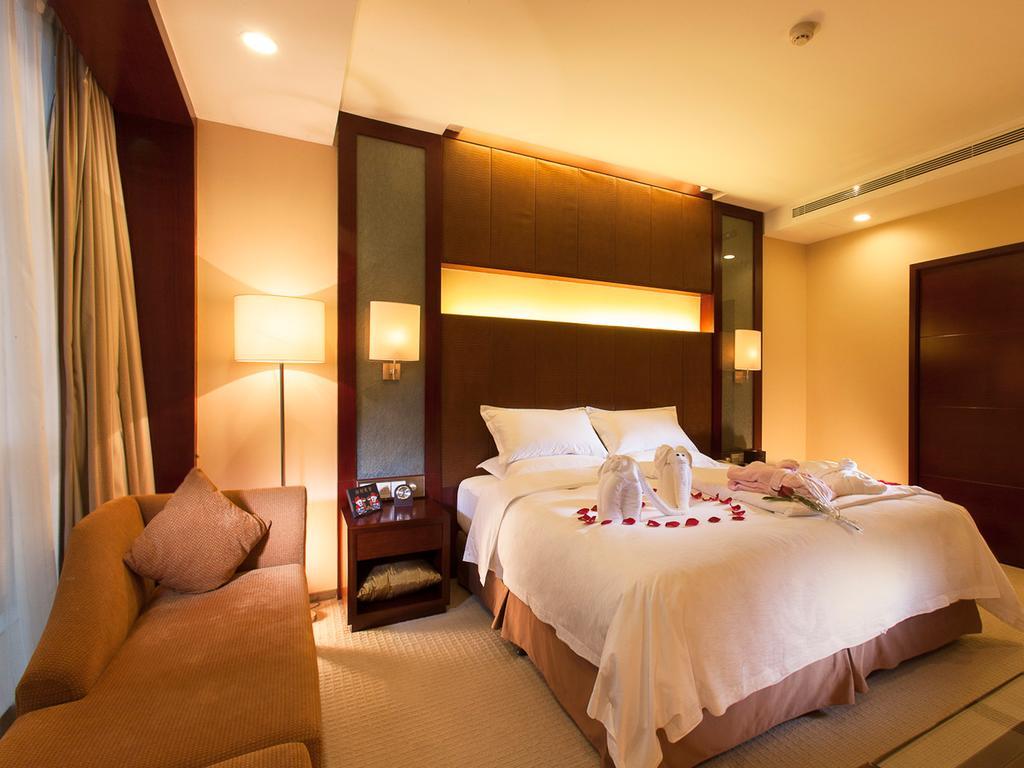 Hongrui Jinling Grand Hotel היפיי מראה חיצוני תמונה